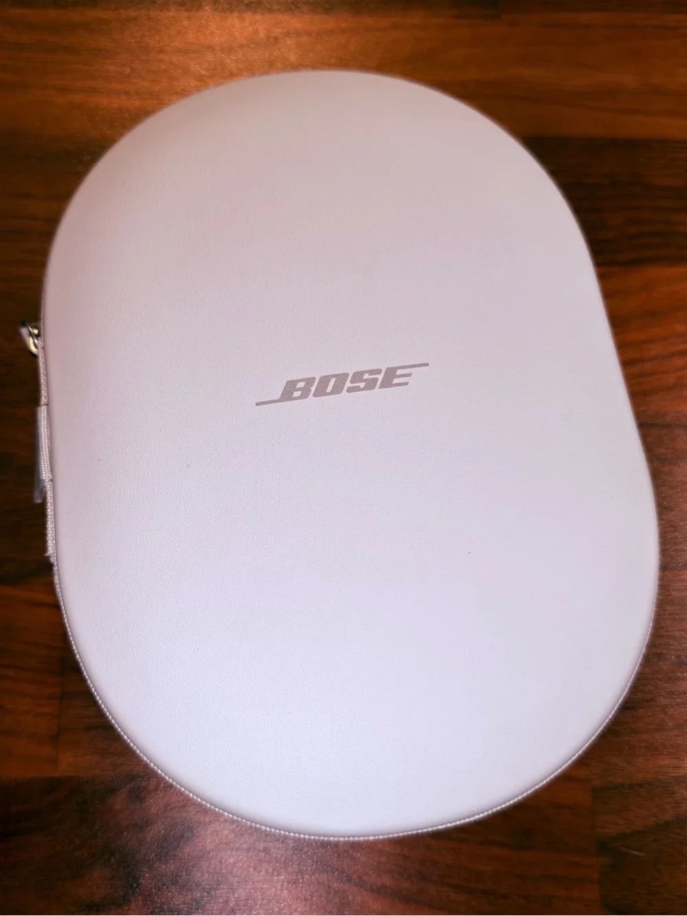 BRAND NEW Bose White Over-Ear Wireless Headphones with Zip Case **Never Used** - Picture 9 of 11